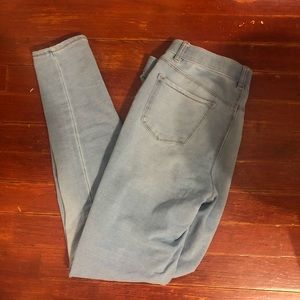 Light Washed Jeggings